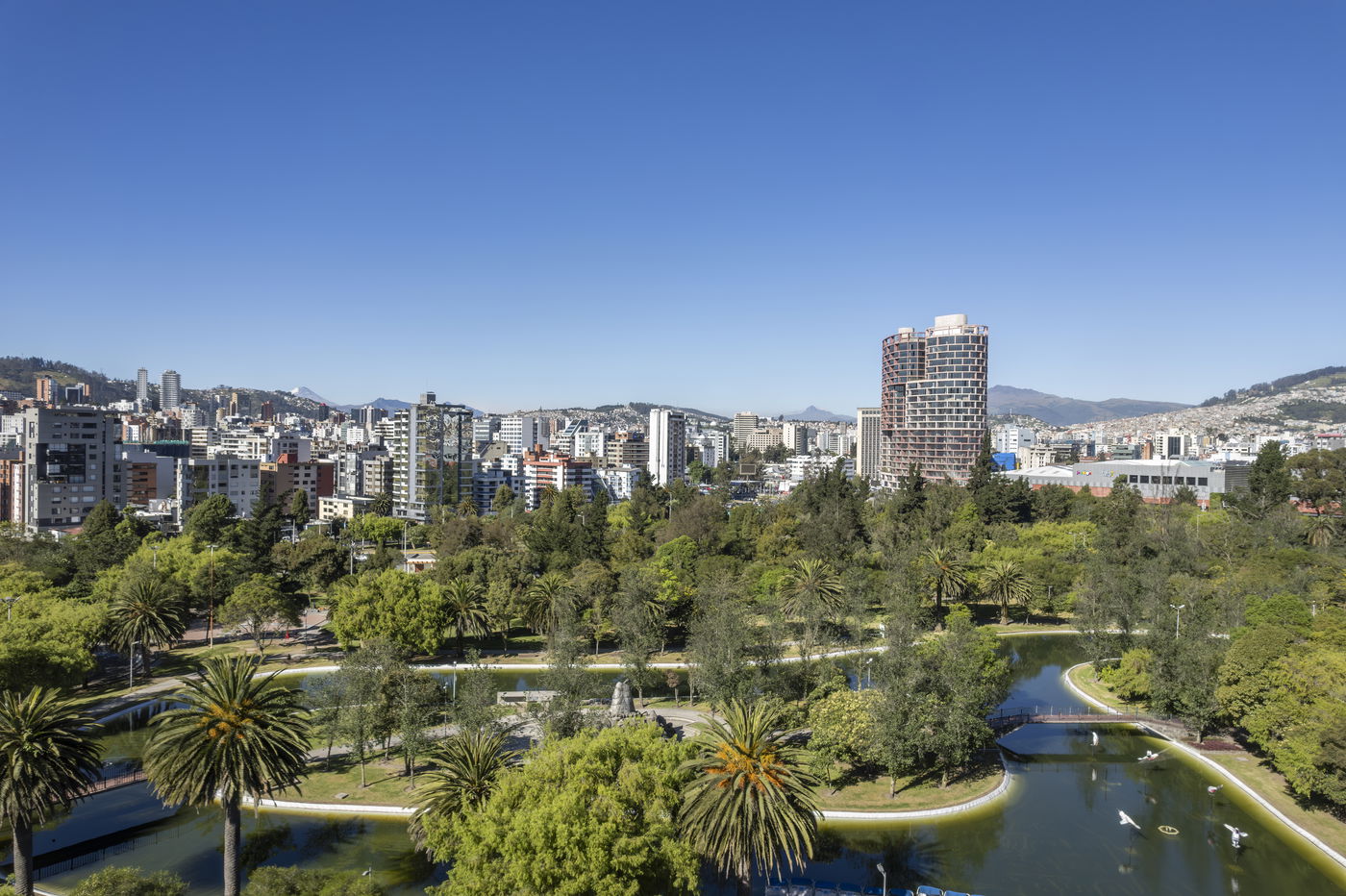 FINANCIAL TIMES SPOTLIGHTS IQON AND EPIQ RESIDENCES | Bjarke Ingels Group