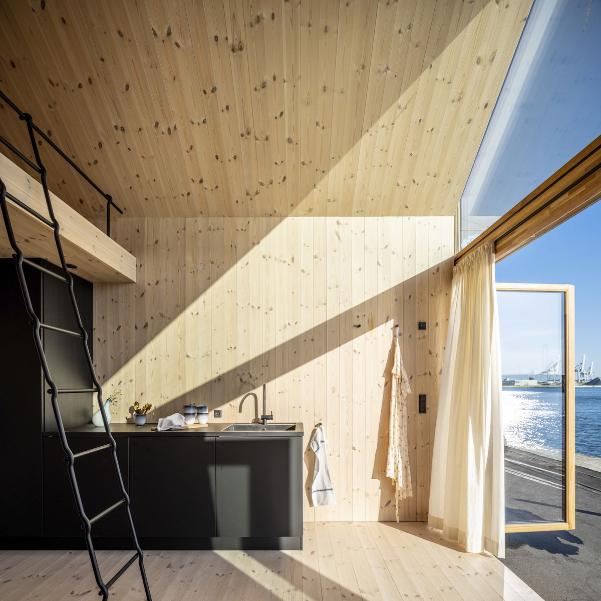 Ø4 Beach Huts image | Bjarke Ingels Group