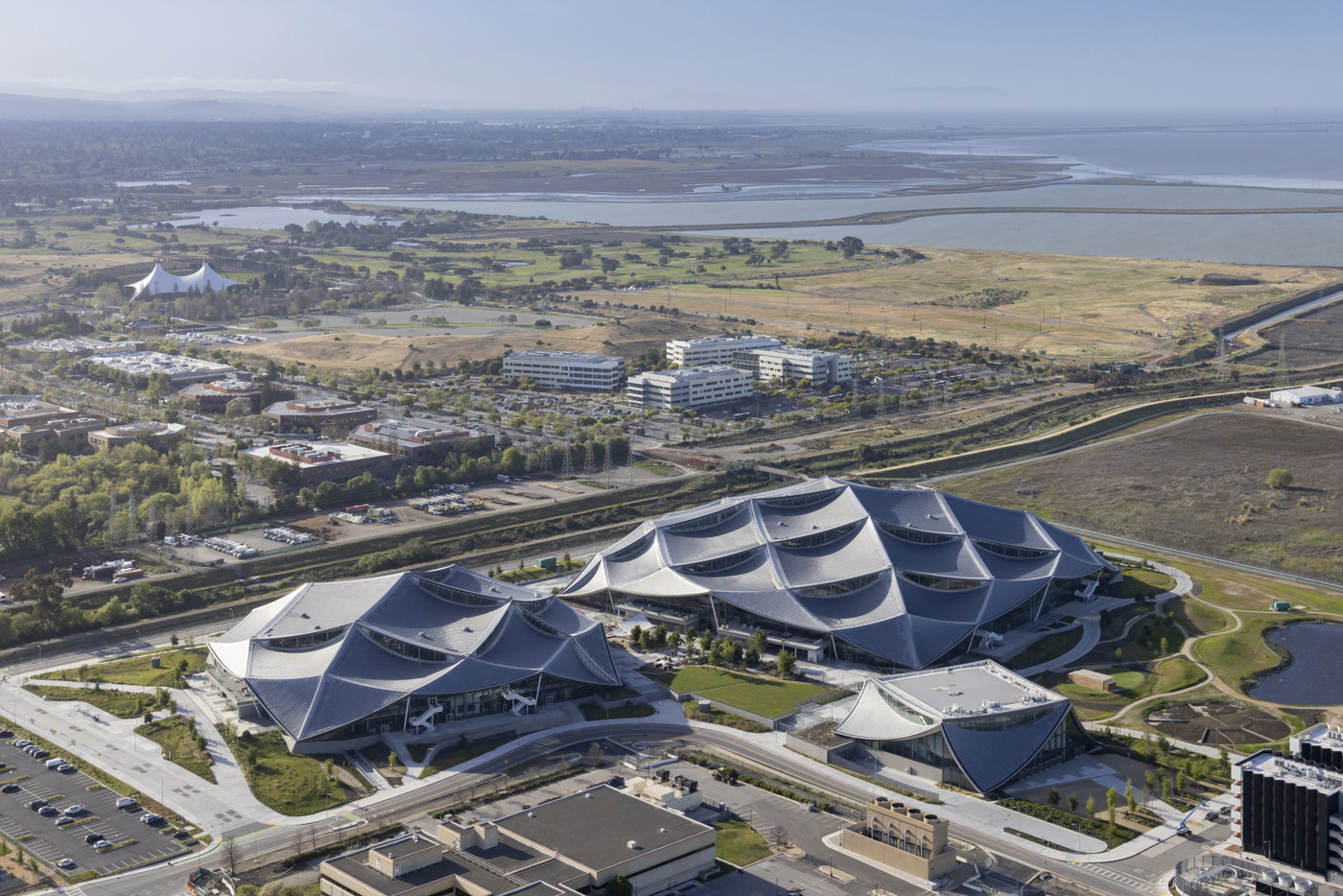 BIG AND HEATHERWICK WIN SILICON VALLEY BUSINESS JOURNAL STRUCTURES AWARD 2023 FOR GOOGLE BAY VIEW | Bjarke Ingels Group